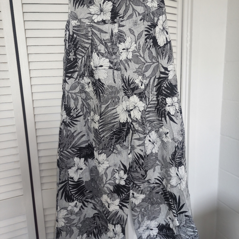 Romper - Picture 5 of 6